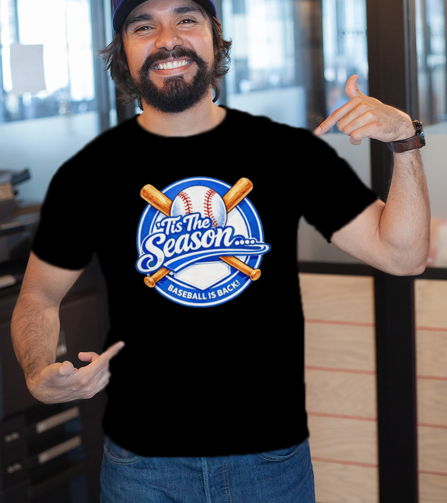 Tis The Season Baseball Is Back Baseball Bats And Ball Circle T-Shirt