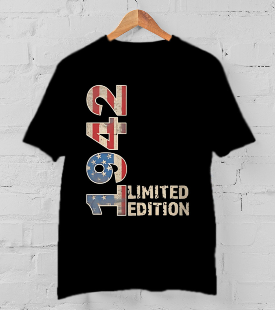 USA 1942 Limited Edition American Flag T-Shirt