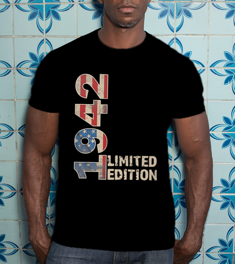 USA 1942 Limited Edition American Flag T-Shirt