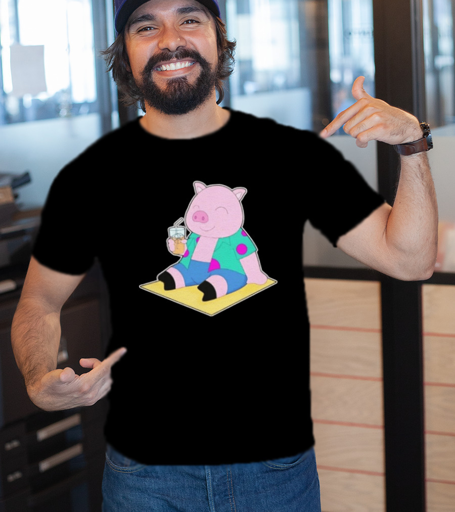 Pig Beach Beverage Summer Relaxation Fun T-Shirt