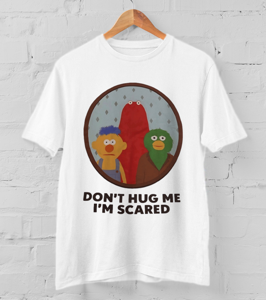 Don't Hug Me I'm Scared Puppet Characters Oval T-Shirt