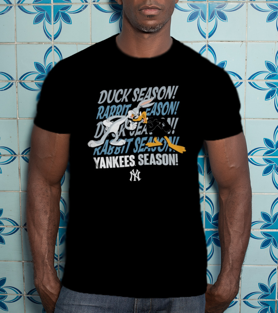 Looney Tunes X New Era MLB Yankees Season Bugs Bunny Yankees Collection T-Shirt