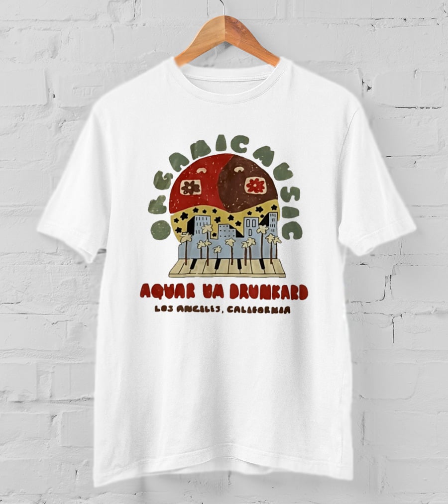 Organic Music Aquarium Drunkard Los Angeles California City Skyline Piano T-Shirt