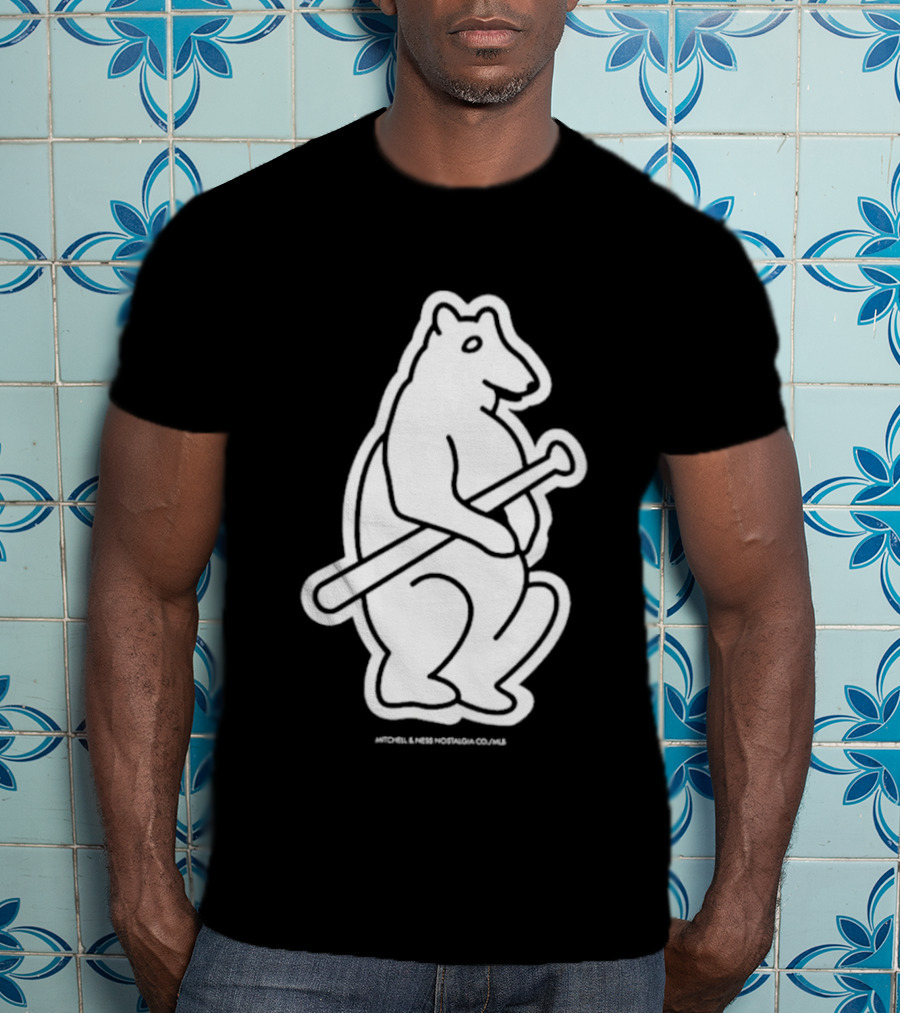 Chicago Cubs Mitchell & Ness Vintage Bear With Bat T-Shirt