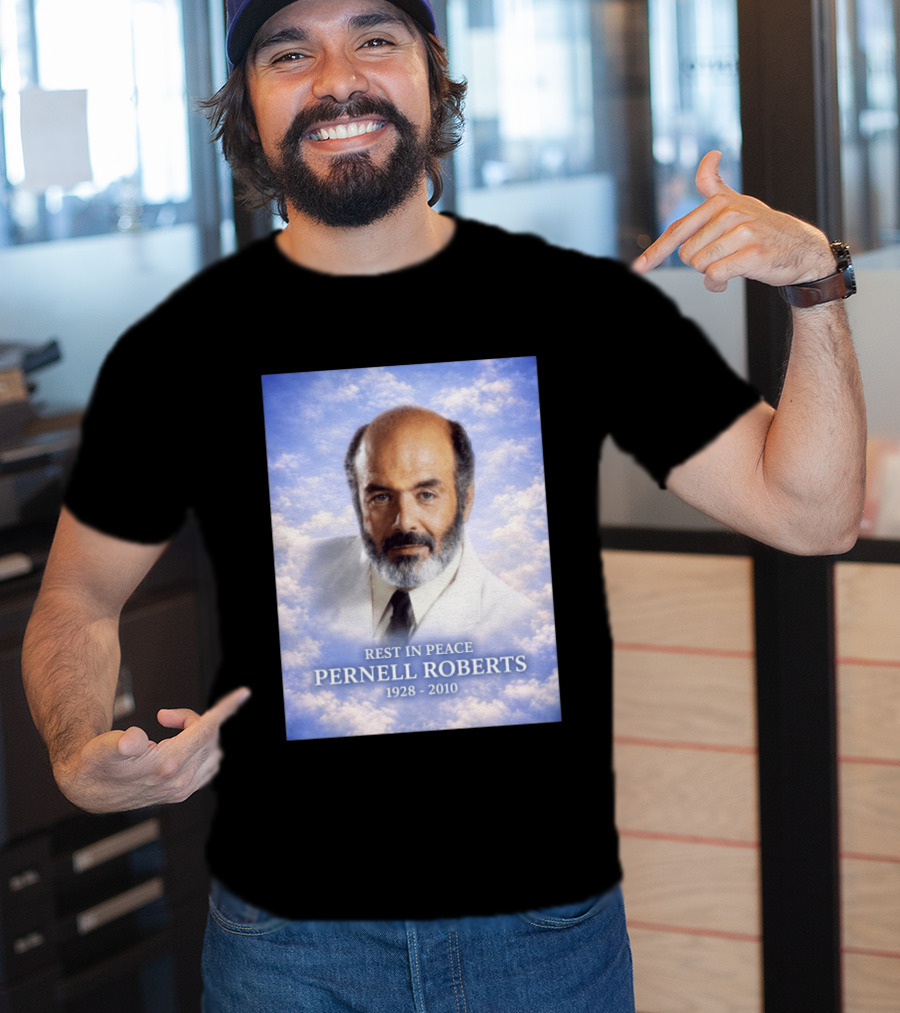 Rest In Peace Pernell Roberts 1928 2010 Memorial T-Shirt