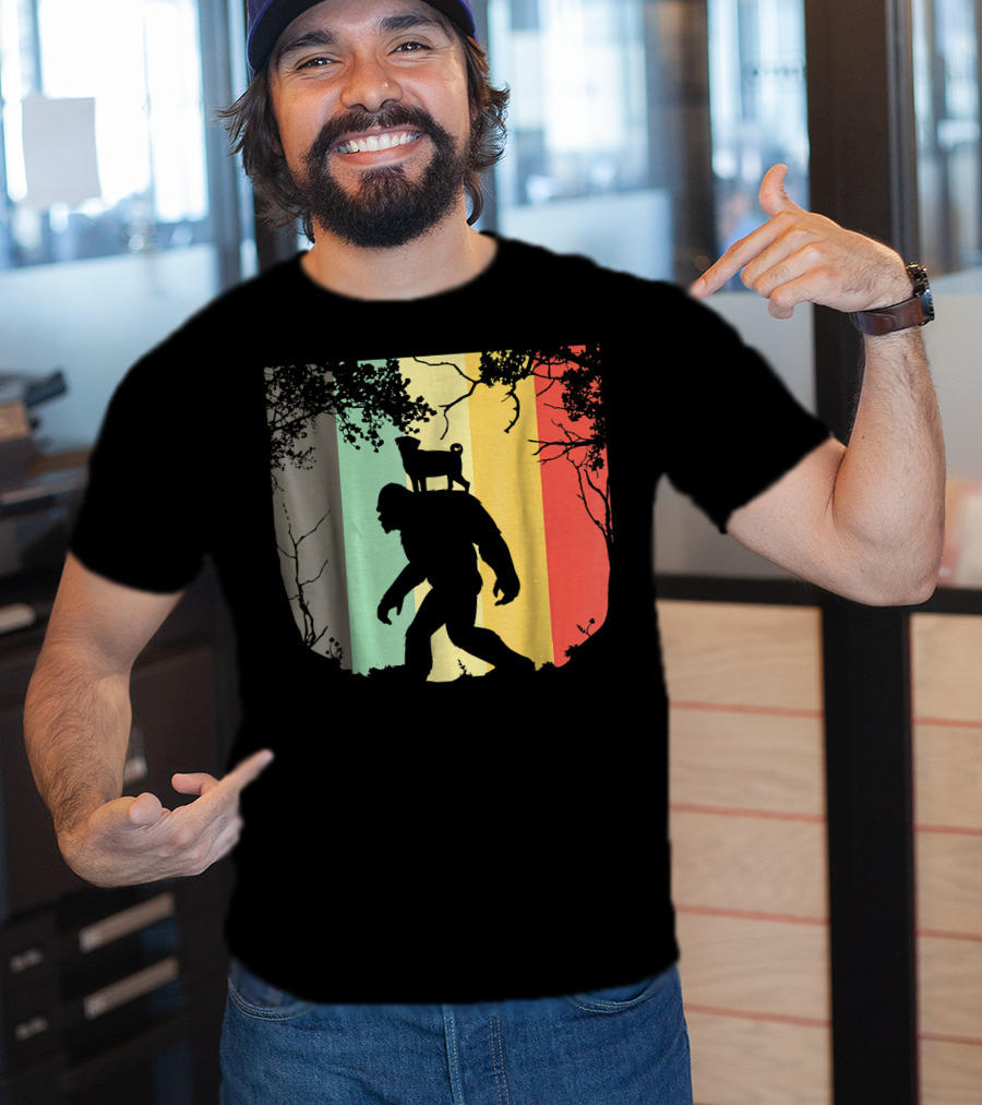 Pug Riding Bigfoot Vintage Retro Sunset Stripes T-Shirt