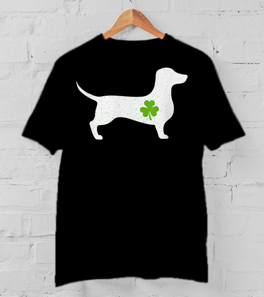 Dachshund St Patricks Day Lucky Mama Mom Dog Shamrock T-Shirt