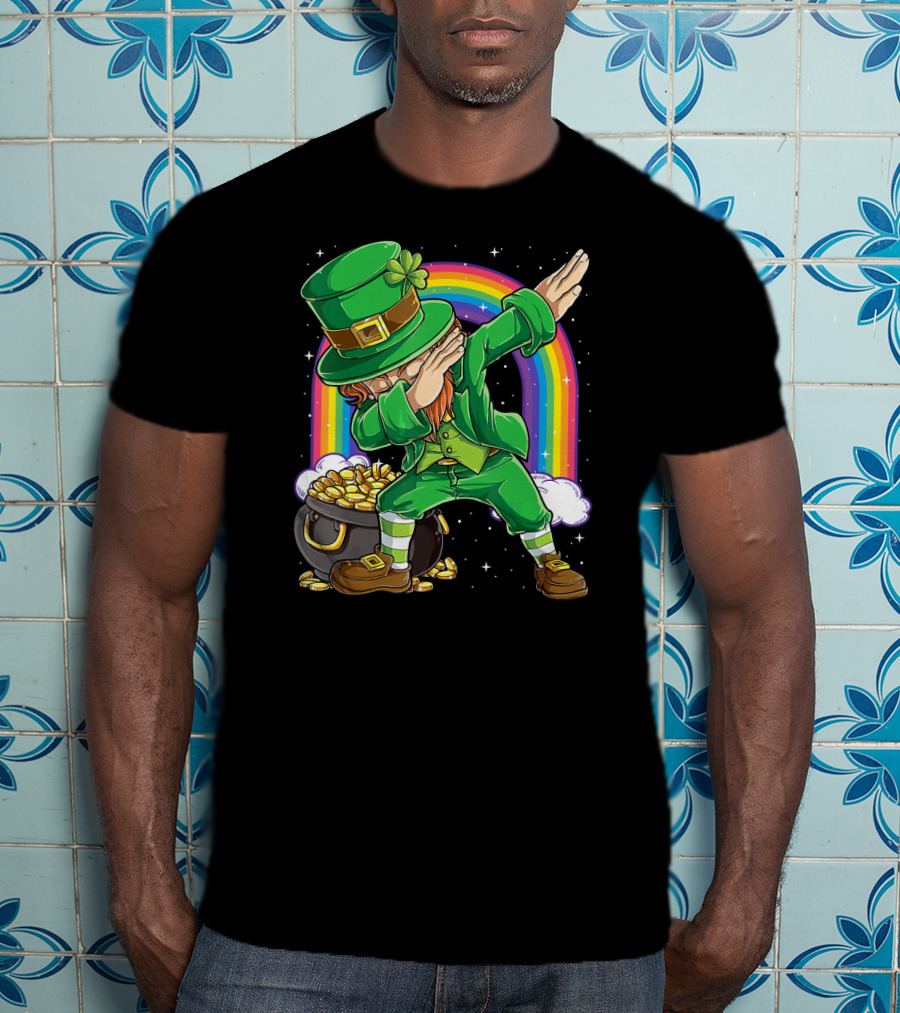 Dabbing Leprechaun St Patricks Day Boys Dab With Pot Of Gold And Rainbow T-Shirt