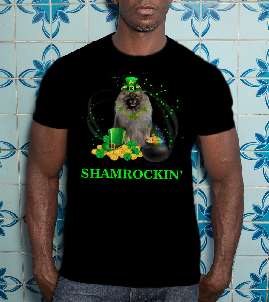 Shamrockin Keeshond St Patricks Day Dog With Green Hat And Gold Coins T-Shirt