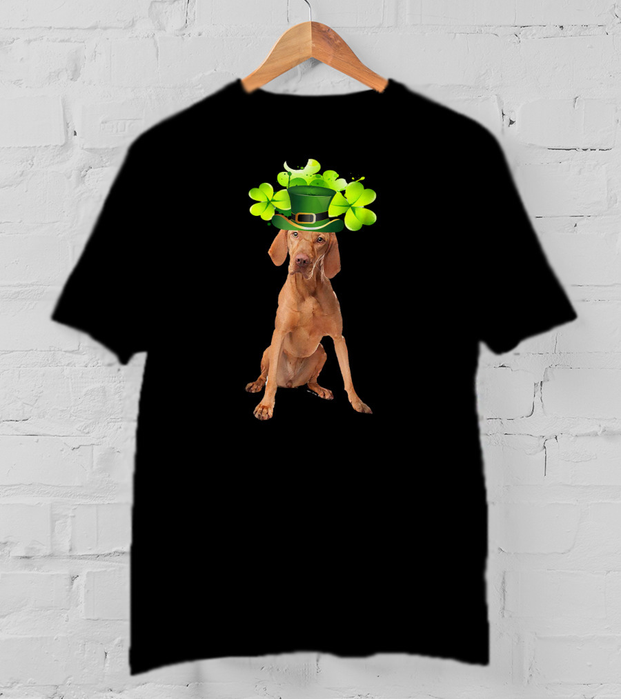 St Patricks Day Hungarian Vizsla Dog With Irish Clover Hat T-Shirt