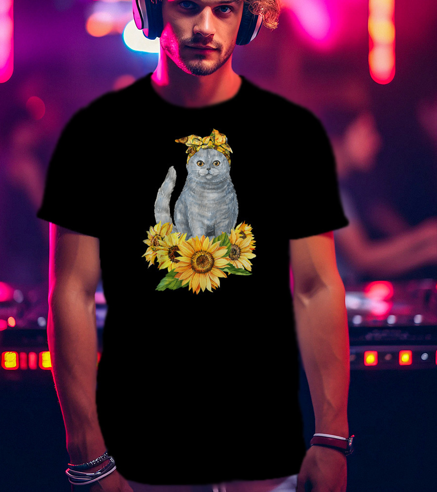 Hippie Cat With Sunflower Bandana And Sunflowers Cute Cat Lover T-Shirt