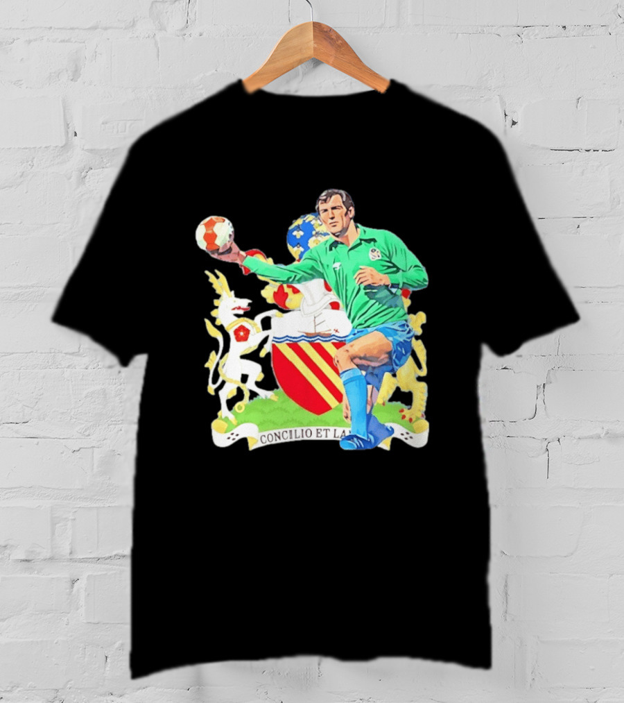 Joe Corrigan Manchester City Goalkeeper Concilio Et Labore Crest T-Shirt