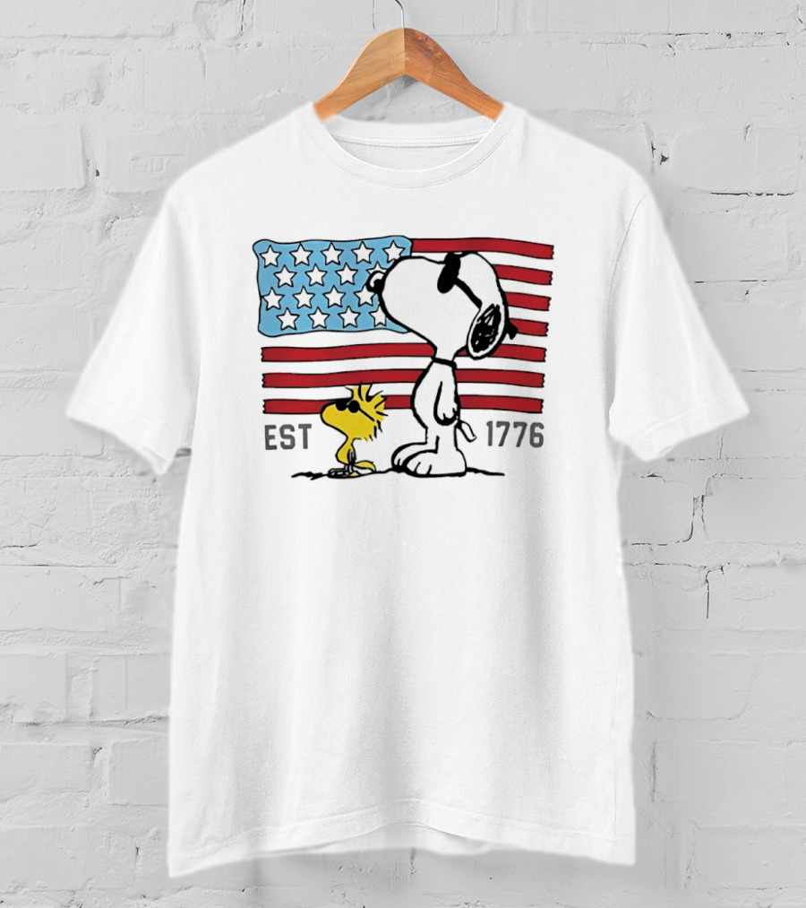 America 250th Anniversary 1776 Snoopy Woodstock With Stars And Stripes T-Shirt