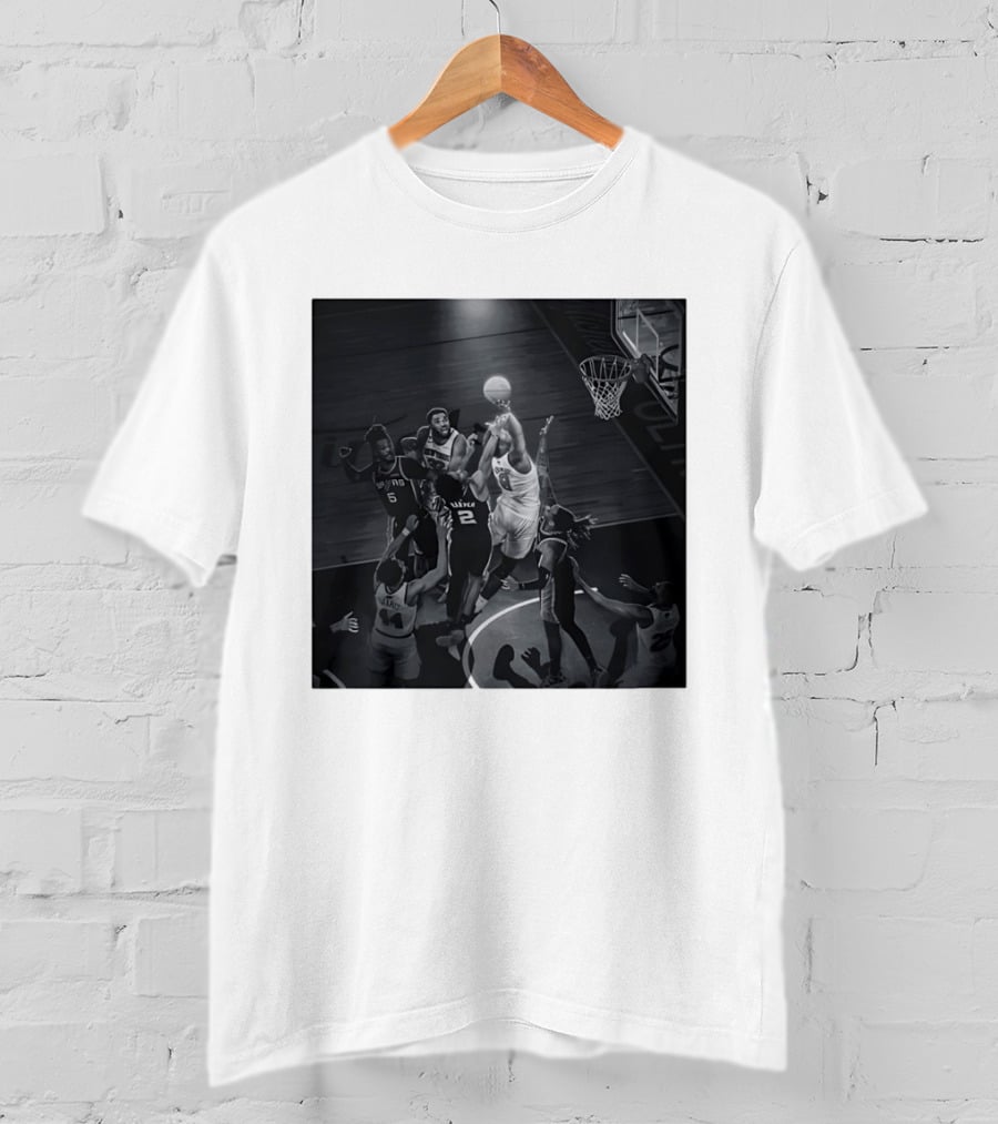 Jalen Brunson Karl Anthony Towns New York Knicks Vs San Antonio Spurs NBA Basketball Action T-Shirt