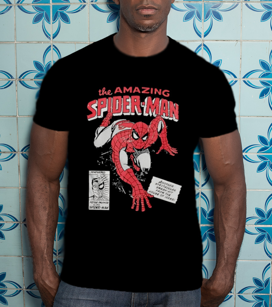 The Amazing Spider Man Peter Parker Dynamic Pose Iconic Comic T-Shirt