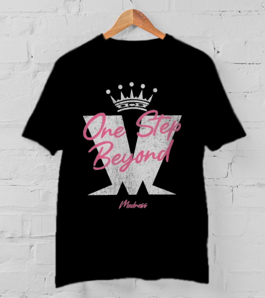 Madness One Step Beyond Crown Pink W T-Shirt