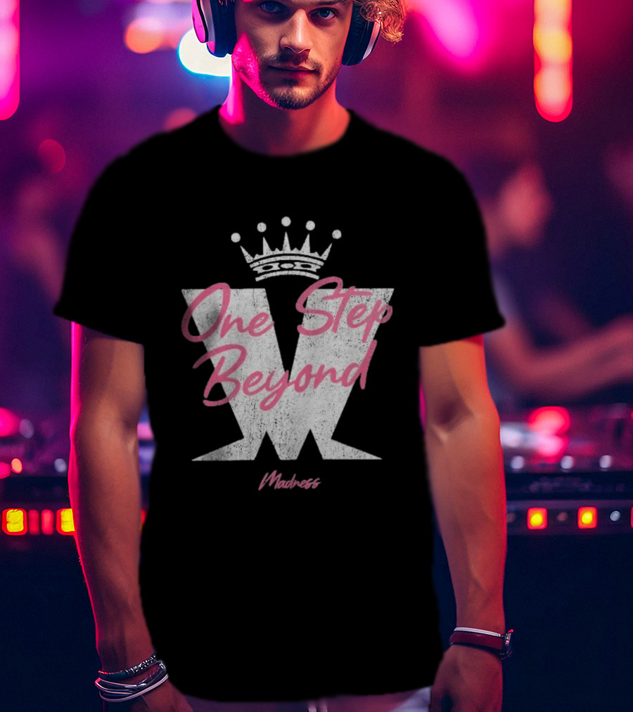 Madness One Step Beyond Crown Pink W T-Shirt