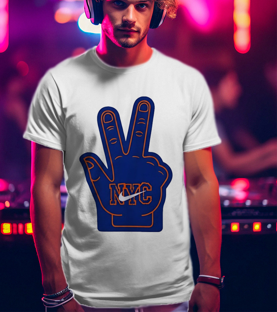 NYC Foam Finger Peace Sign New York Knicks Basketball T-Shirt