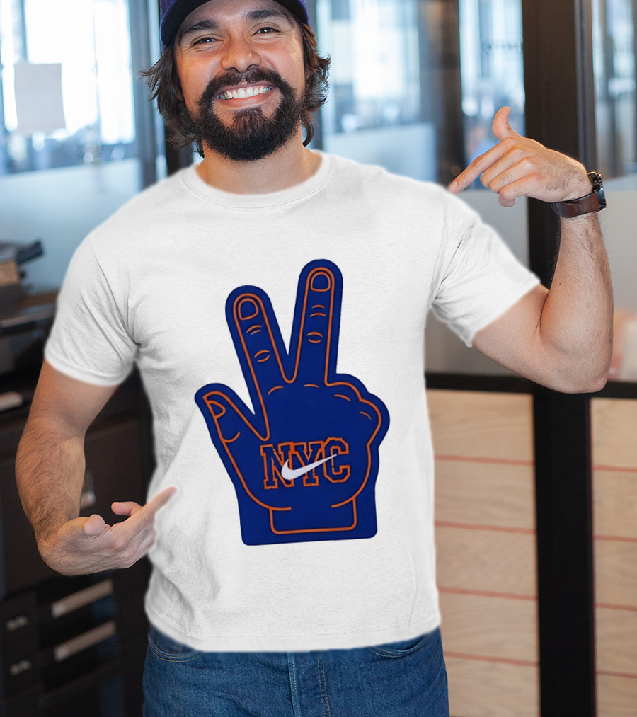 NYC Foam Finger Peace Sign New York Knicks Basketball T-Shirt