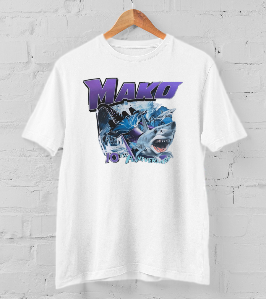 Mako 10th Anniversary SeaWorld Roller Shark Underwater Ocean Adventure T-Shirt