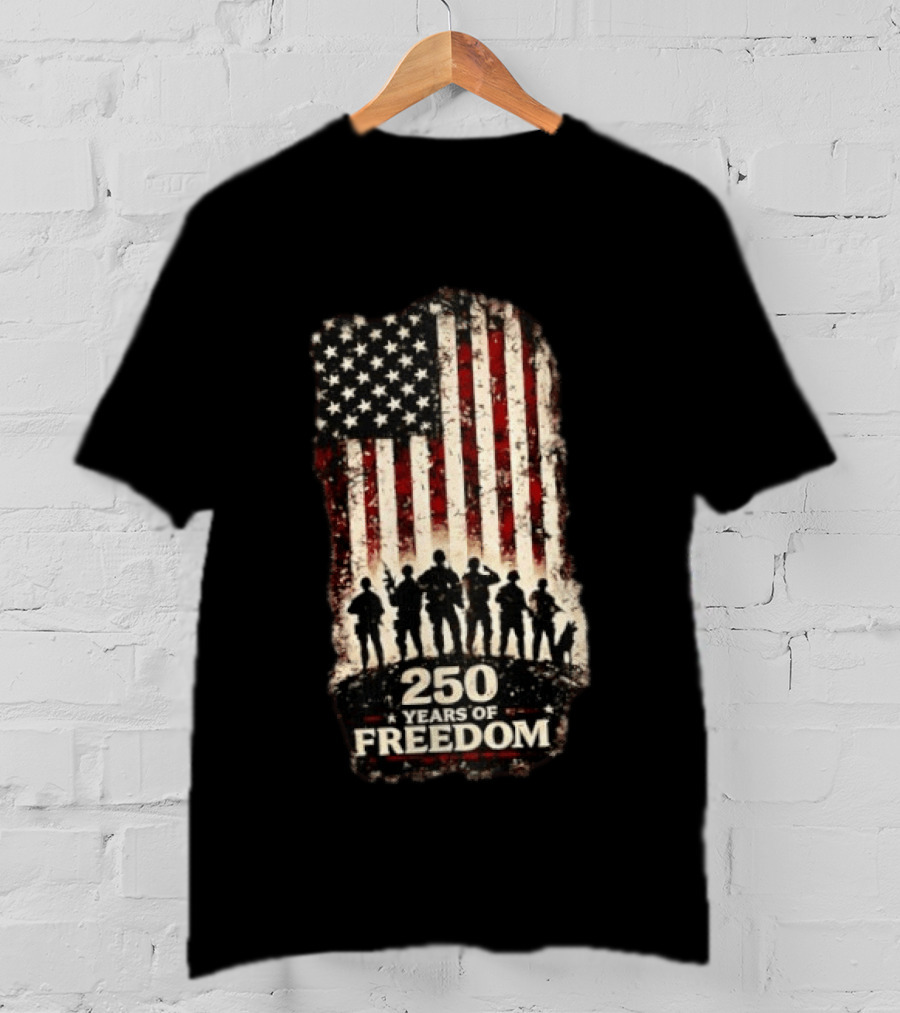 250 Years Of Freedom USA Flag Soldiers T-Shirt
