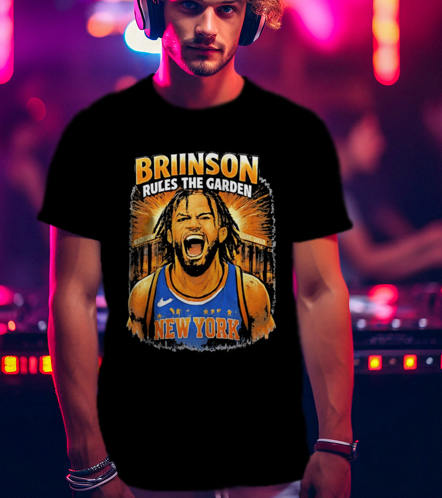 New York Knicks Brunson Rules The Garden Shouting Face Madison Square Garden T-Shirt