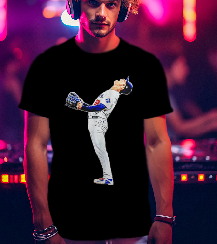 Yamamoto Yoshinobu Los Angeles Dodgers Baseball Player Celebration Pose T-Shirt