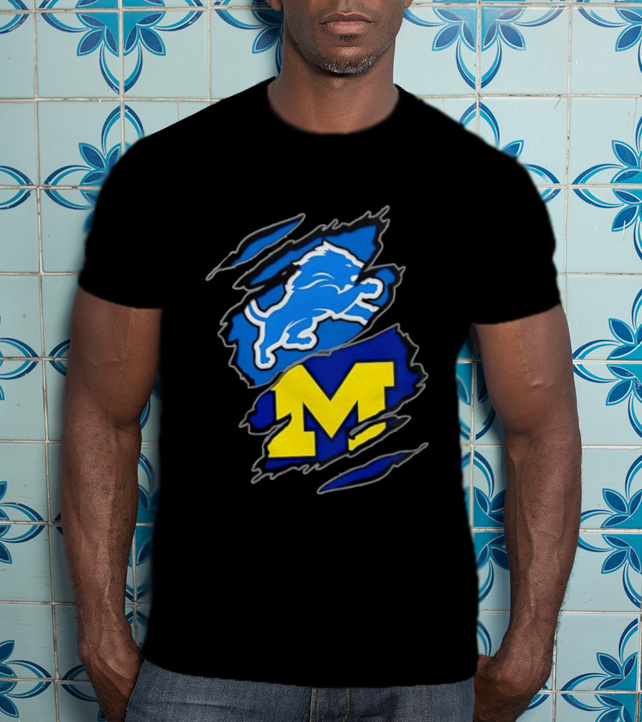 Detroit Lions Michigan Wolverines Two Teams One Heart Scratch T-Shirt