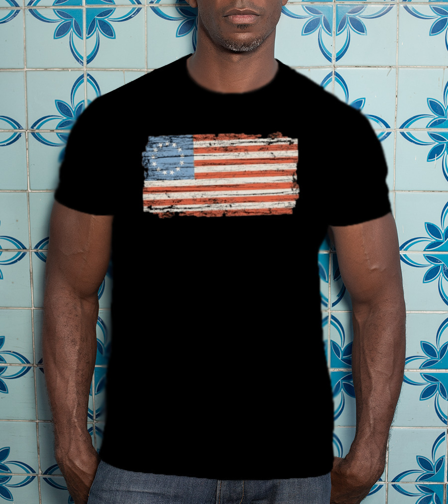 Distressed Vintage Betsy Ross Flag Thirteen Stars Retro Look T-Shirt