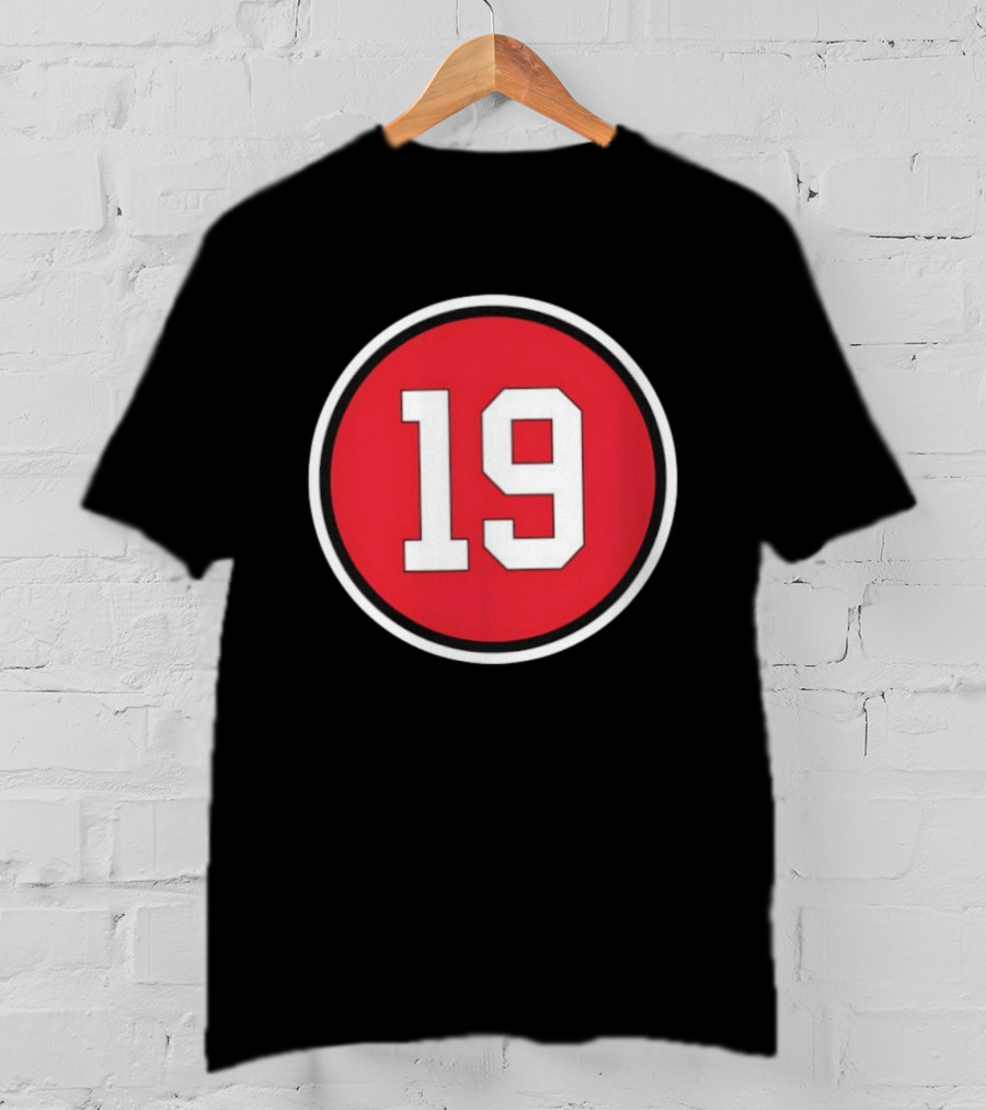 Chicago Blackhawks Jonathan Toews 19 Retirement Commemorative T-Shirt