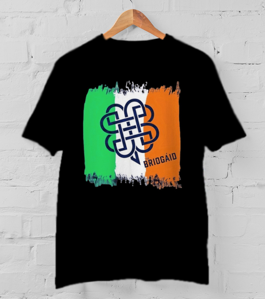 The Briogáid Celtic Knot Irish Flag T-Shirt