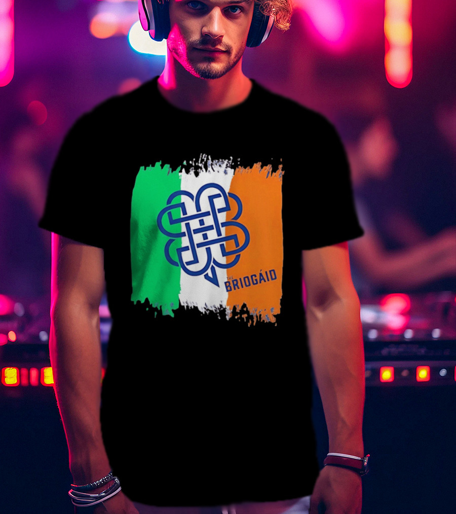 The Briogaid Irish Flag Celtic Knot Clover Ireland Shamrock T-Shirt