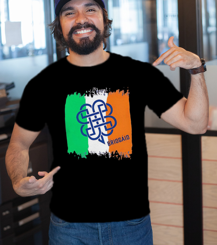 The Briogaid Irish Flag Celtic Knot Clover Ireland Shamrock T-Shirt