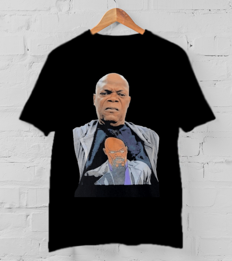 Samuel L. Jackson Wearing Himself On T-Shirt