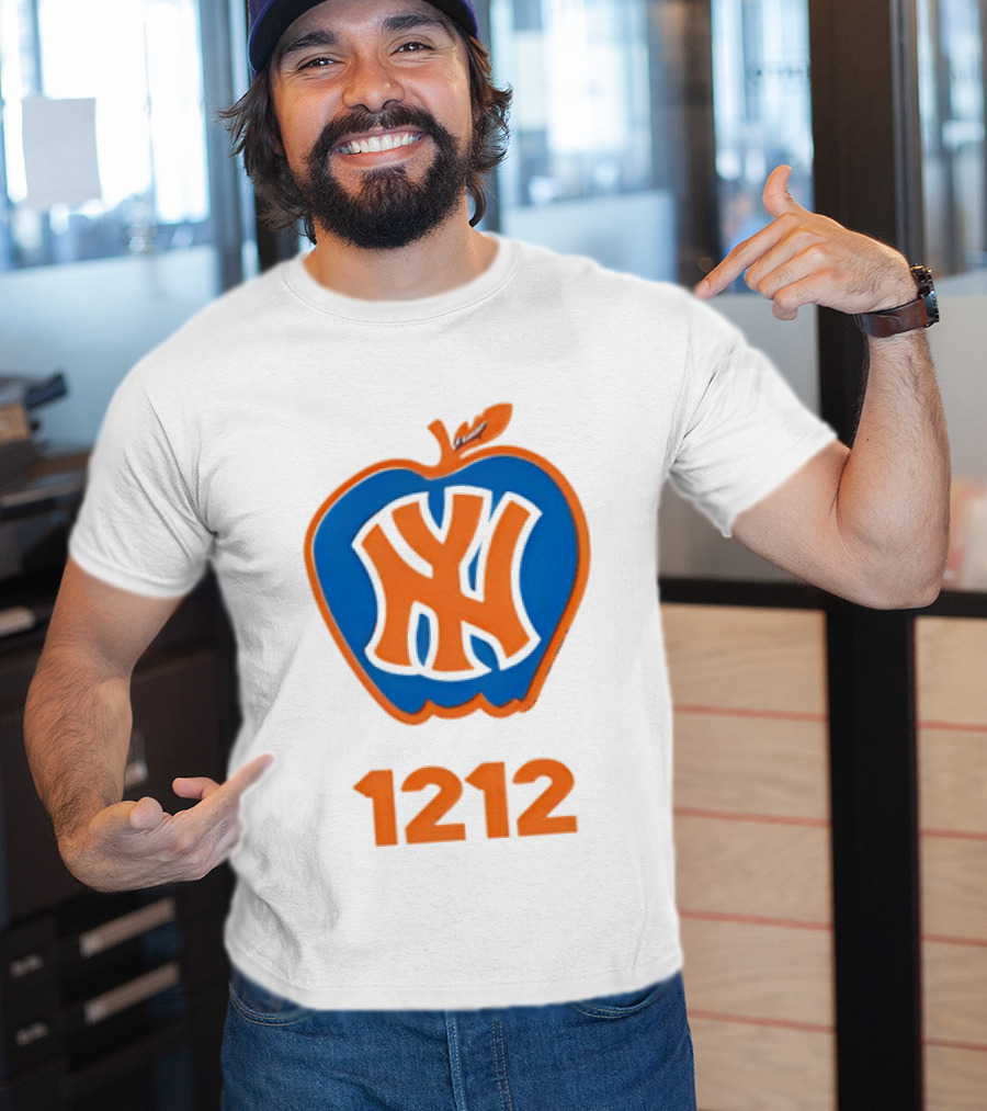 New York City Yankees Apple Baseball MLB 1212 T-Shirt