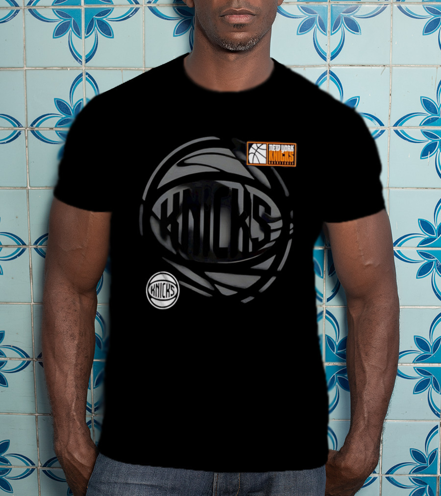 New York Knicks NBA 2026 Chasing Glory T-Shirt