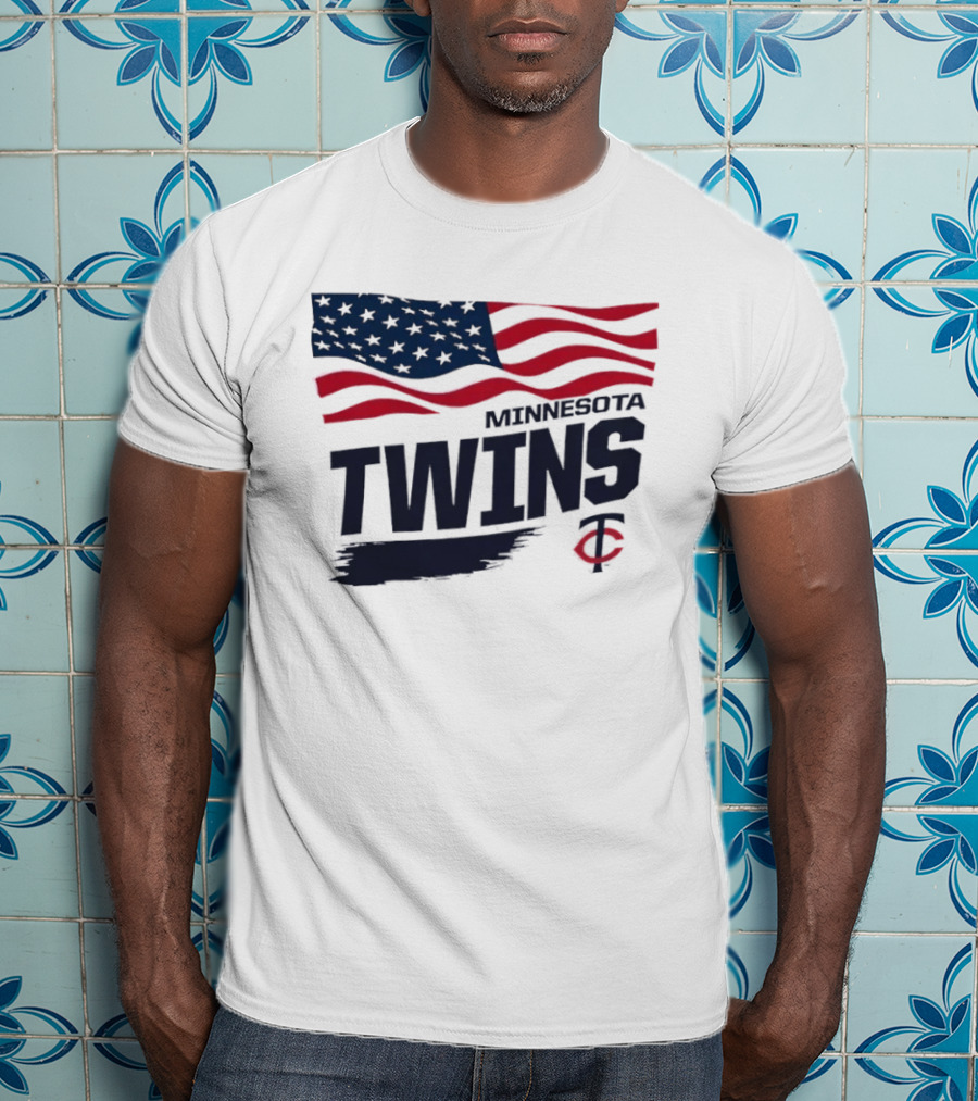 Minnesota Twins Waving American Flag MLB Team T-Shirt