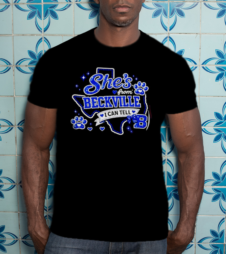 She's From Beckville I Can Tell Texas Pride Paw Prints Hearts T-Shirt