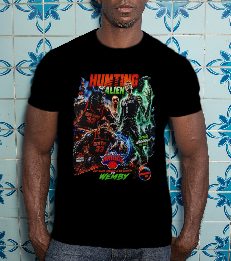 Hunting The Alien KAT Black Panther New York Knicks Mitchell Robinson Vs Wemby Victor Wembanyama T-Shirt