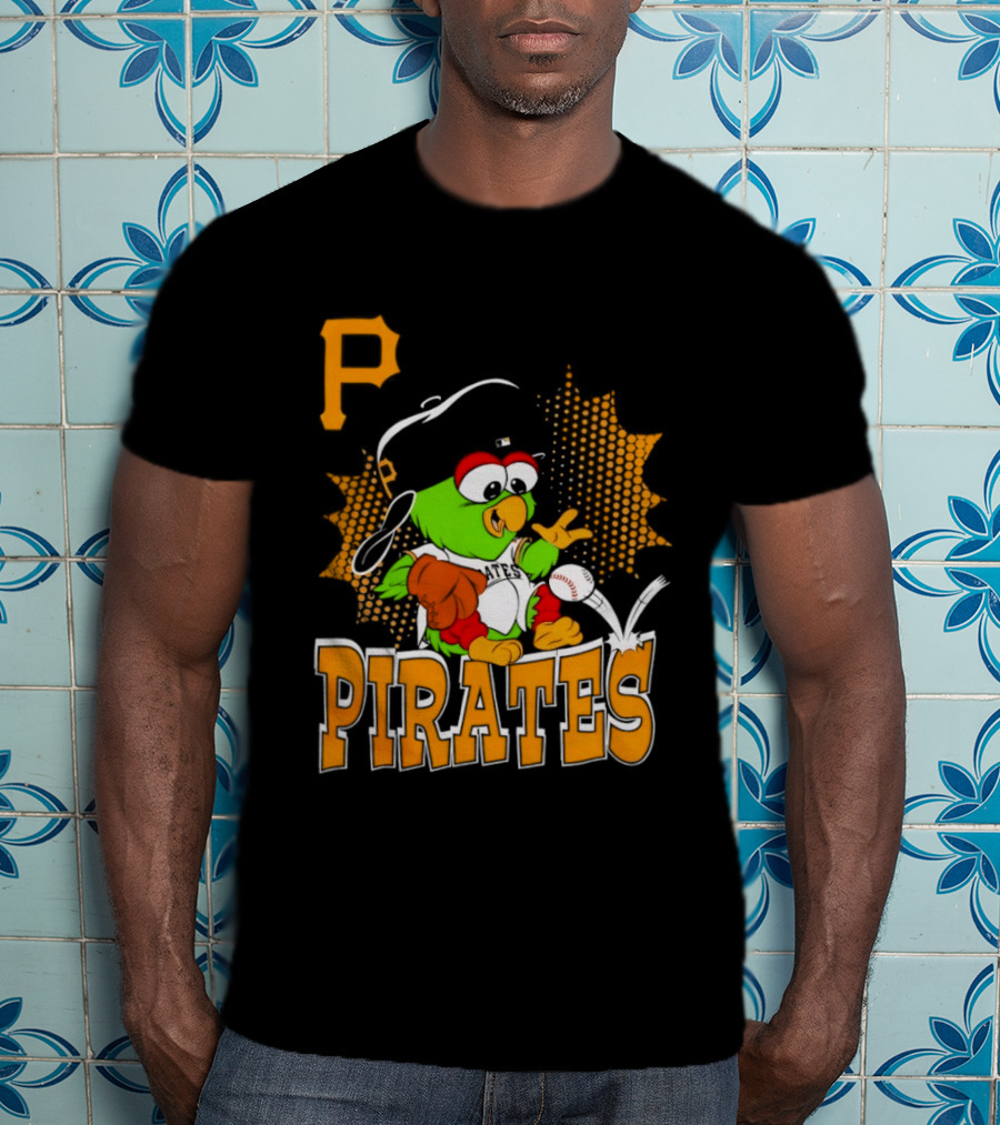 P Pittsburgh Pirates MLB Team Parrot Baseball T-Shirt