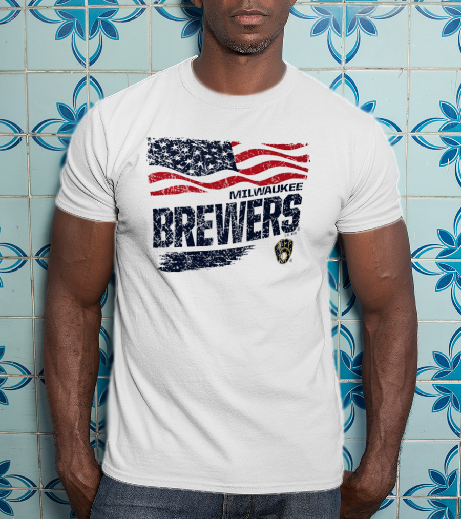 Milwaukee Brewers 4th Of July American Flag Celebration T-Shirt