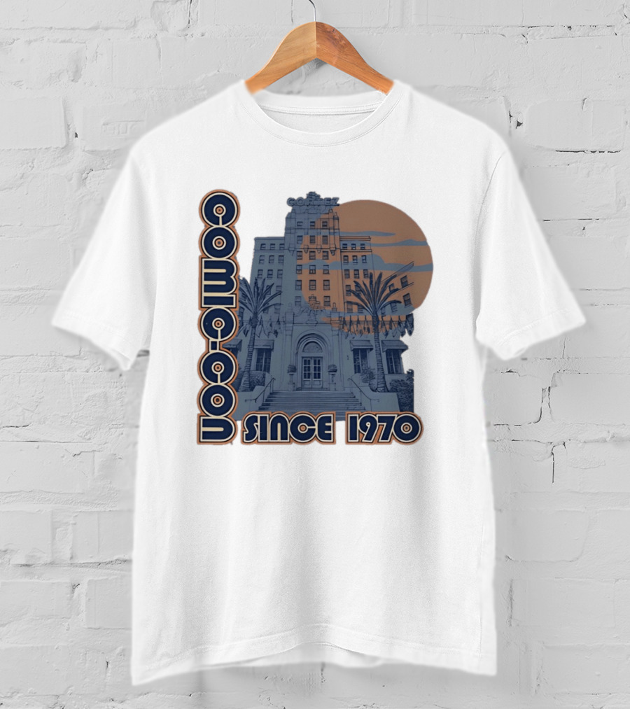 El Cortez Hotel Comic Con Since 1970 Urban Skyline T-Shirt