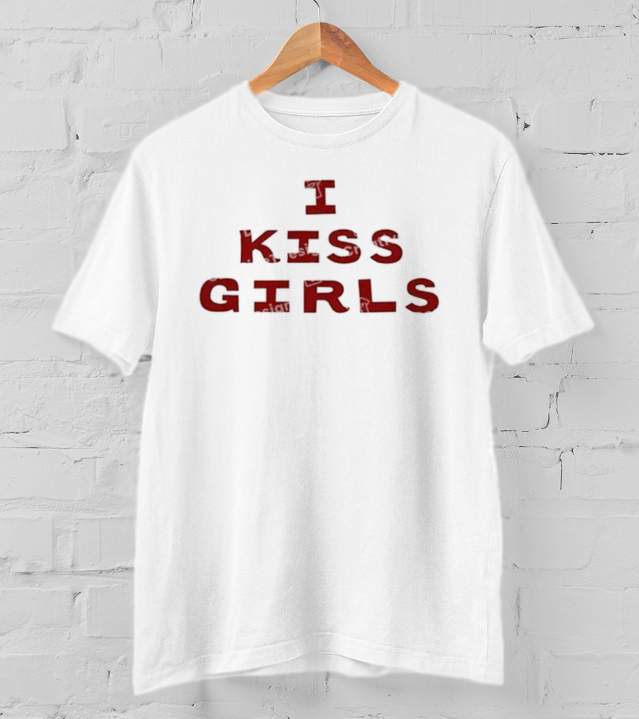 I Kiss Girls Amber Grappy Finding Emily T-Shirt