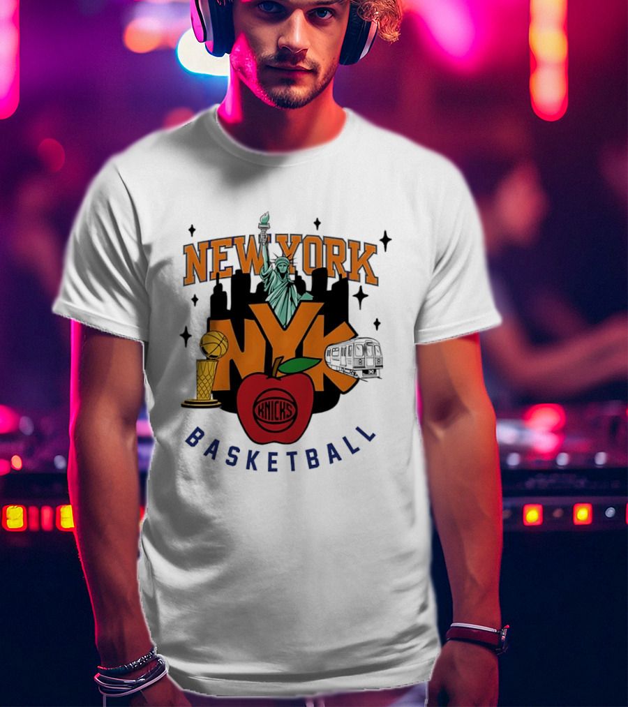 New York Knicks NYK Big Apple Basketball Statue Subway Skyline T-Shirt