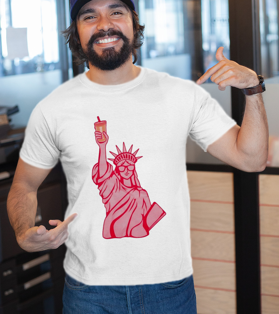 Statue Of Liberty Sunglasses Iced Drink T-Shirt