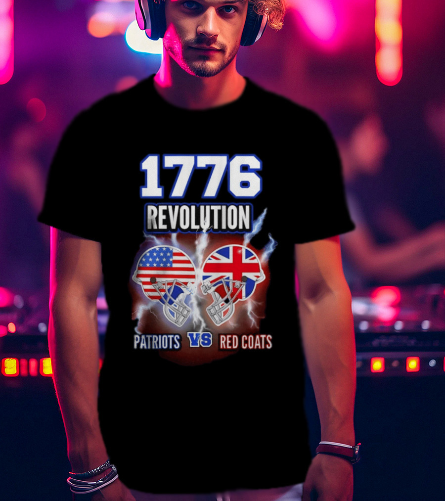 1776 Revolution Patriots Vs Red Coats American Flag British Flag Helmets Clash T-Shirt
