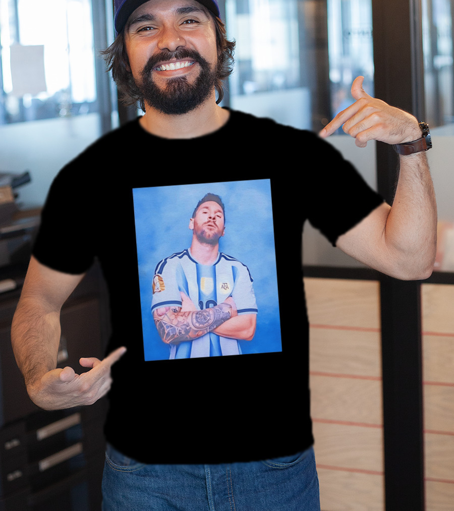 Lionel Messi With Argentina National Team Badge In Blue And White Stripes T-Shirt
