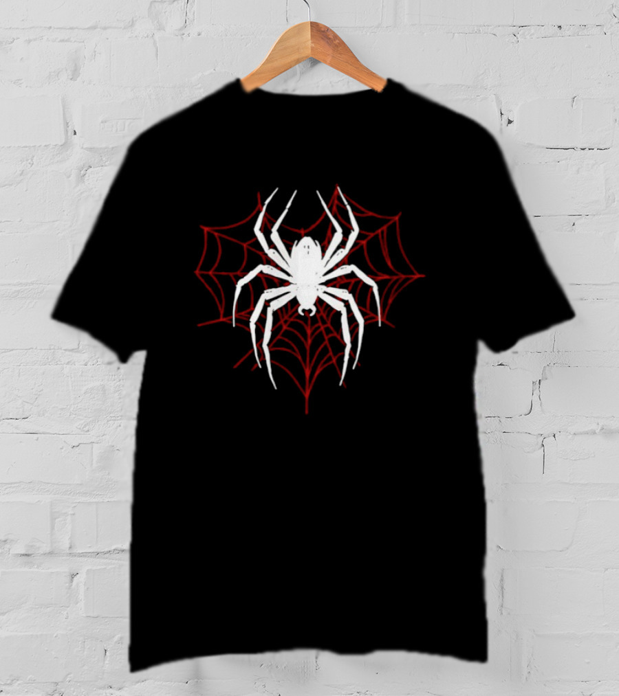 Heart Spider Web Goth Spooky Arachnid T-Shirt