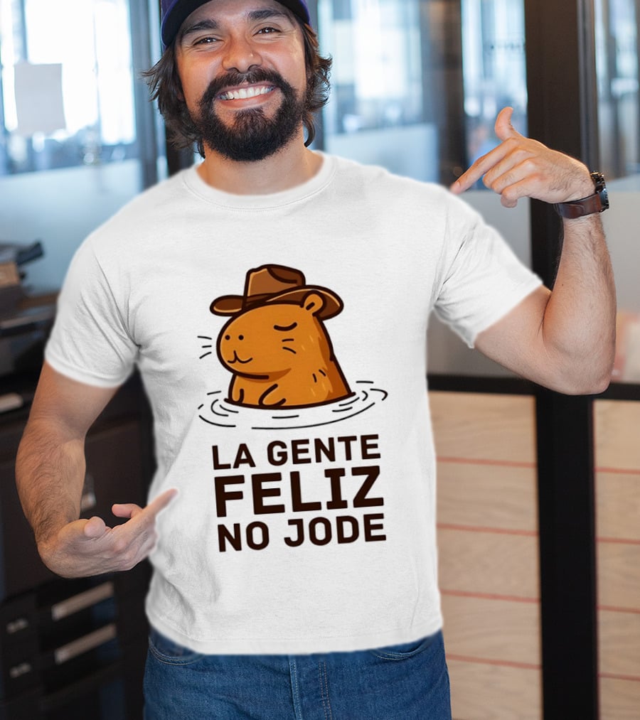La Gente Feliz No Jode Capybara Cowboy Feliz Capibara Vaquero T-Shirt