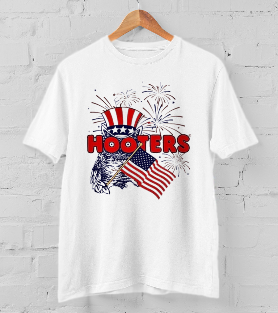 Hooters America Patriotic Owl Fireworks USA UPF 50+ T-Shirt